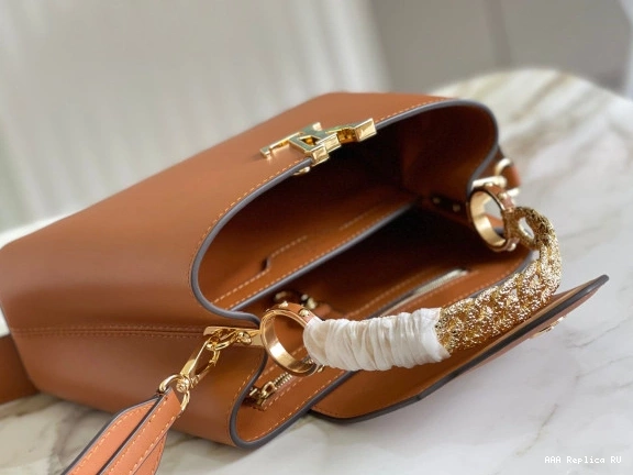 Aaa replica ru LOUIS BB VUITTON CAPUCINES 0730